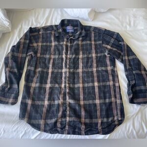 DAMAGE Vintage Pendleton plaid Wool Shirt Size: L Long Sleeve